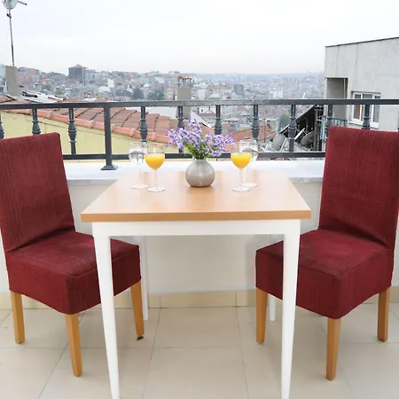 Apartamento Three Apples Taksim