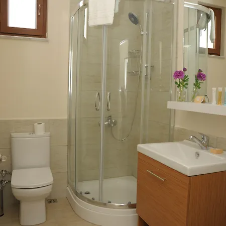 Three Apples Taksim *