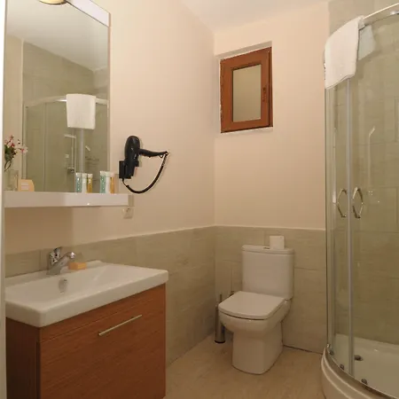 Three Apples Taksim * Istanboel