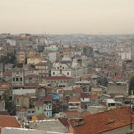 Three Apples Taksim Istanbul